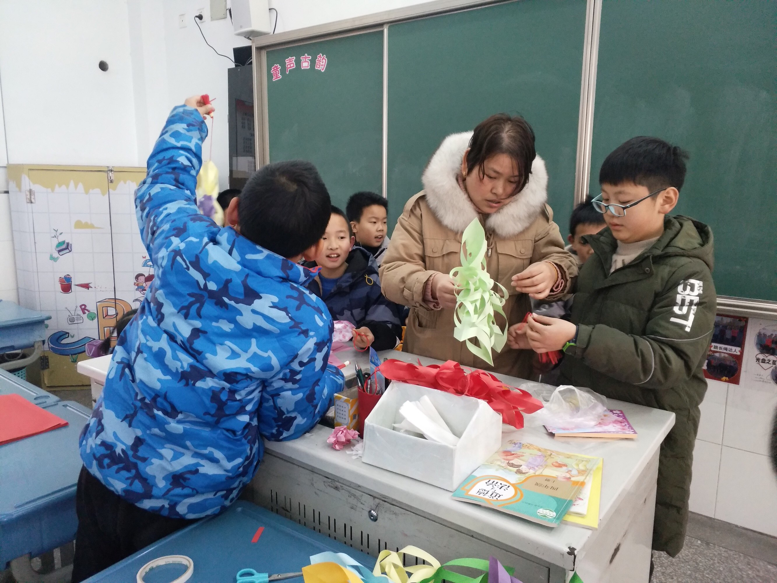 培训团队游戏经典100例_团队合作培训游戏_团队协作培训游戏