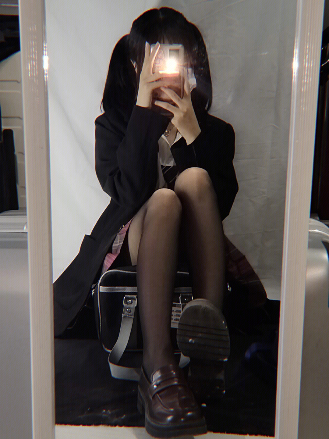 王智 黑色丝袜性感照片_性感黑色丝袜美女脱衣绣惑帅哥_超薄性感黑色丝袜诱惑
