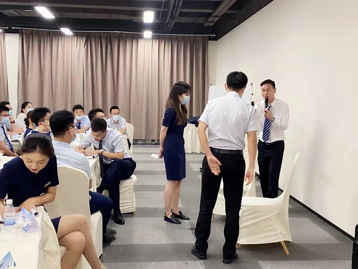 开朗网友怎么画_开朗网友图片_开朗的网友