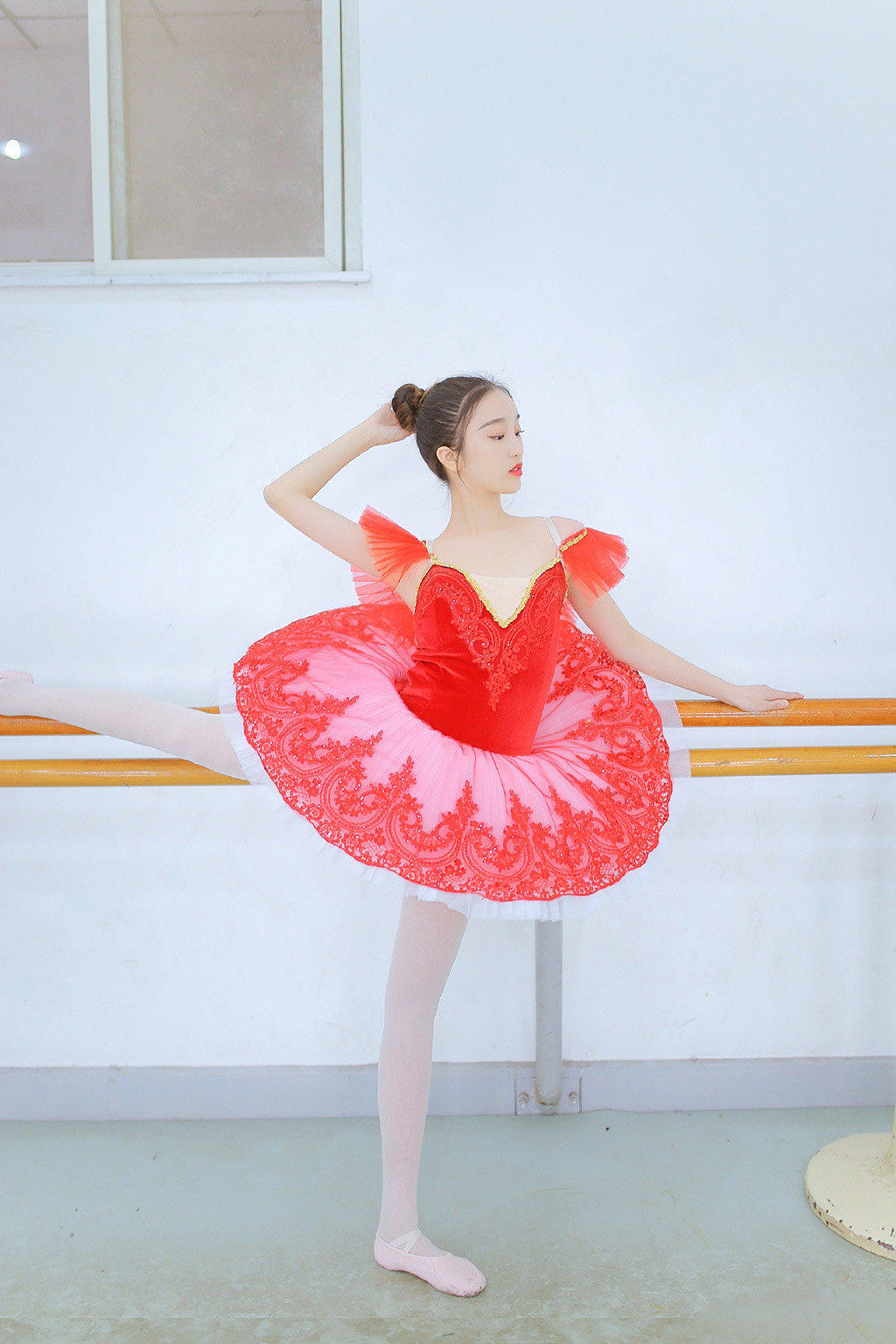 小法女儿ins_小美女法比亚_法比亚旅行