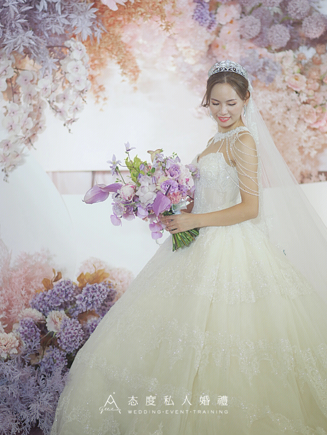 夏日婚纱_快乐的夏日婚礼_夏日婚礼