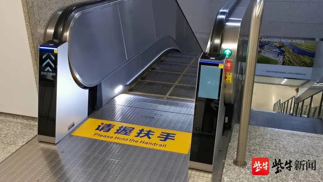 地铁逃生专用挂_地铁逃生开挂神器_地铁逃生开挂下载安装