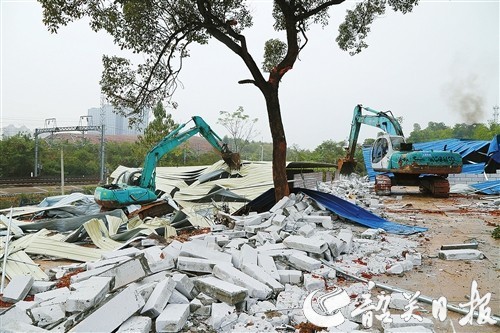 森林建造好的建筑怎么拆掉_森林怎么拆自己的建筑_森林拆建筑能回收材料吗