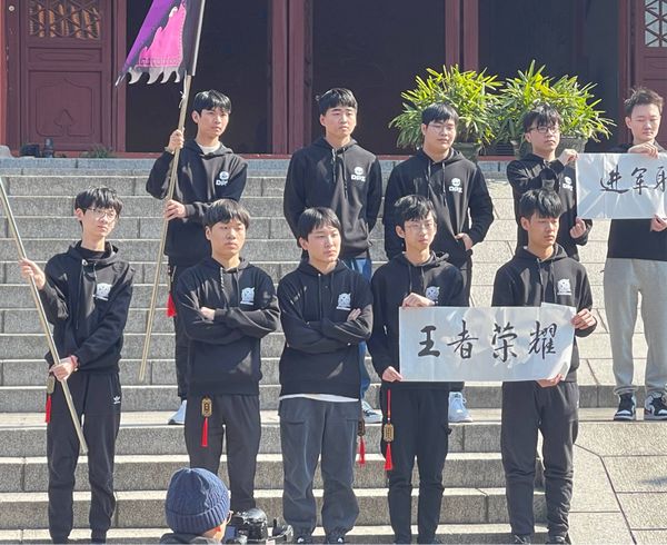 宝蓝在哪个战队_宝蓝现在在哪个战队_宝蓝去哪个队伍了