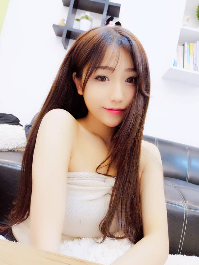 直播美女排名平台有哪些_美女直播平台排名_直播美女排名平台下载