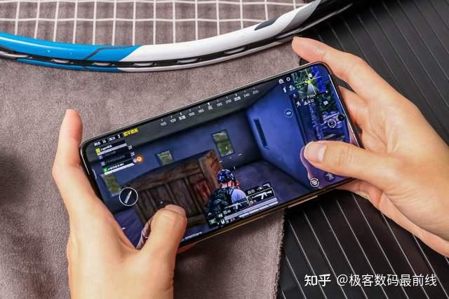 联想电竞手机玩游戏怎么样_联想电脑玩手游_联想打游戏怎么样