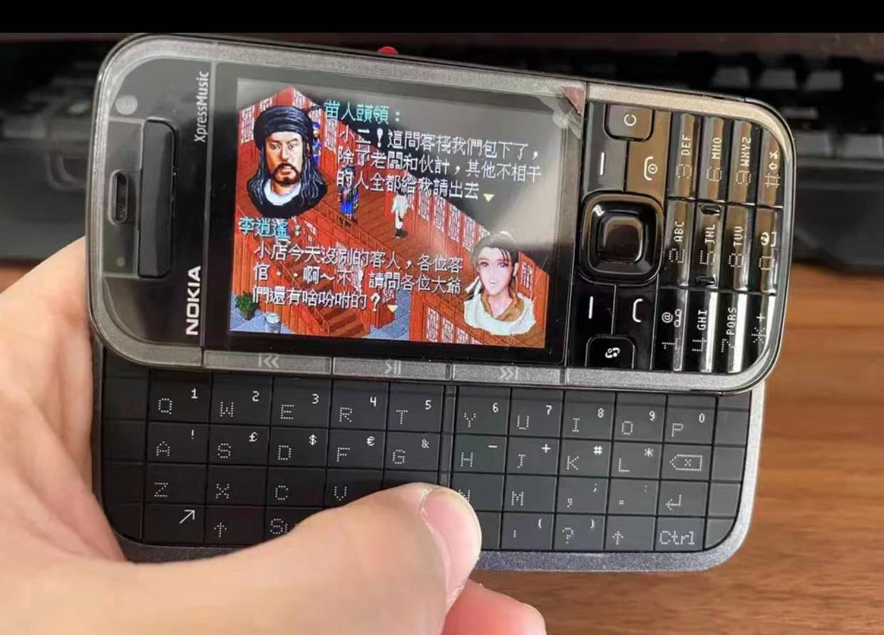 诺基亚自带手机游戏_用诺基亚手机玩_诺基亚手机佩戴游戏