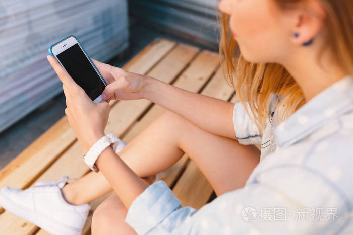 美女触摸游戏手机_触摸美女手机游戏大全_触摸美女手机游戏软件