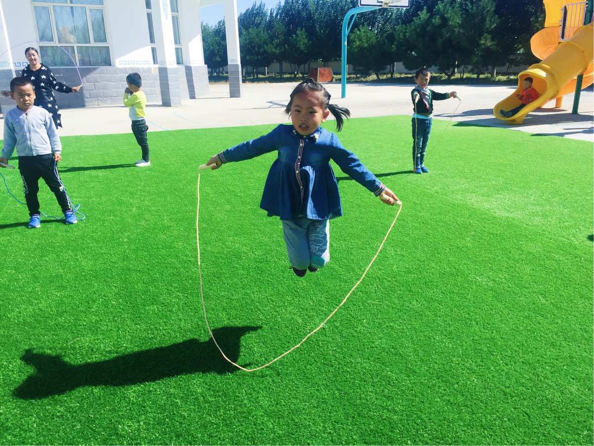 孩子玩手机游戏好吗_可以让孩子不玩手机的游戏_孩子玩手机游戏如何疏导
