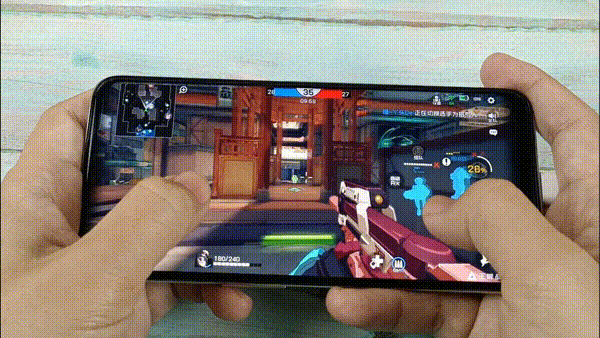 黑鲨手机吃鸡画质极限_黑鲨游戏2手机画质_黑鲨4画质