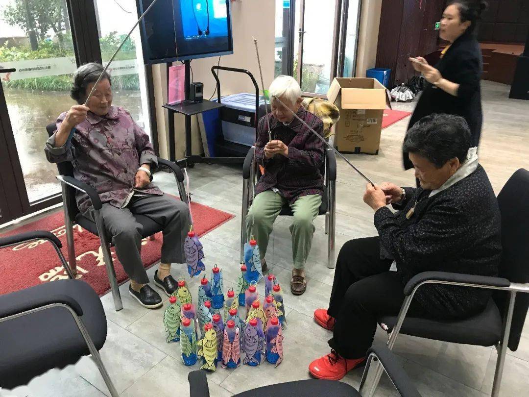 抢老人手机游戏叫什么_老人抢手机游戏_老年人抢手机