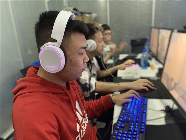 亮亮单机游戏_亮亮游戏解说_亮亮手机游戏