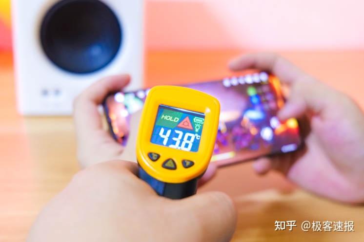 种卡打手机游戏怎么玩_种卡打手机游戏会封号吗_哪种二手机打游戏不卡