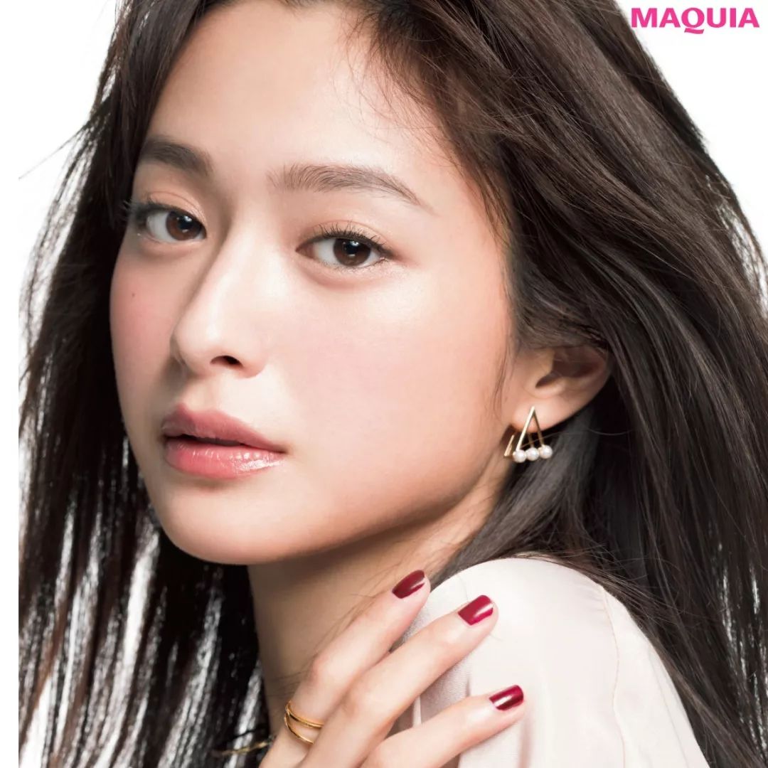 好玩的手机游戏变身女生_好玩变身女生手机游戏_变身女孩子的游戏
