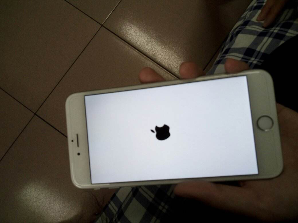 黑屏手机怎么恢复正常_黑屏恢复正常手机能用多久_手机黑屏又恢复