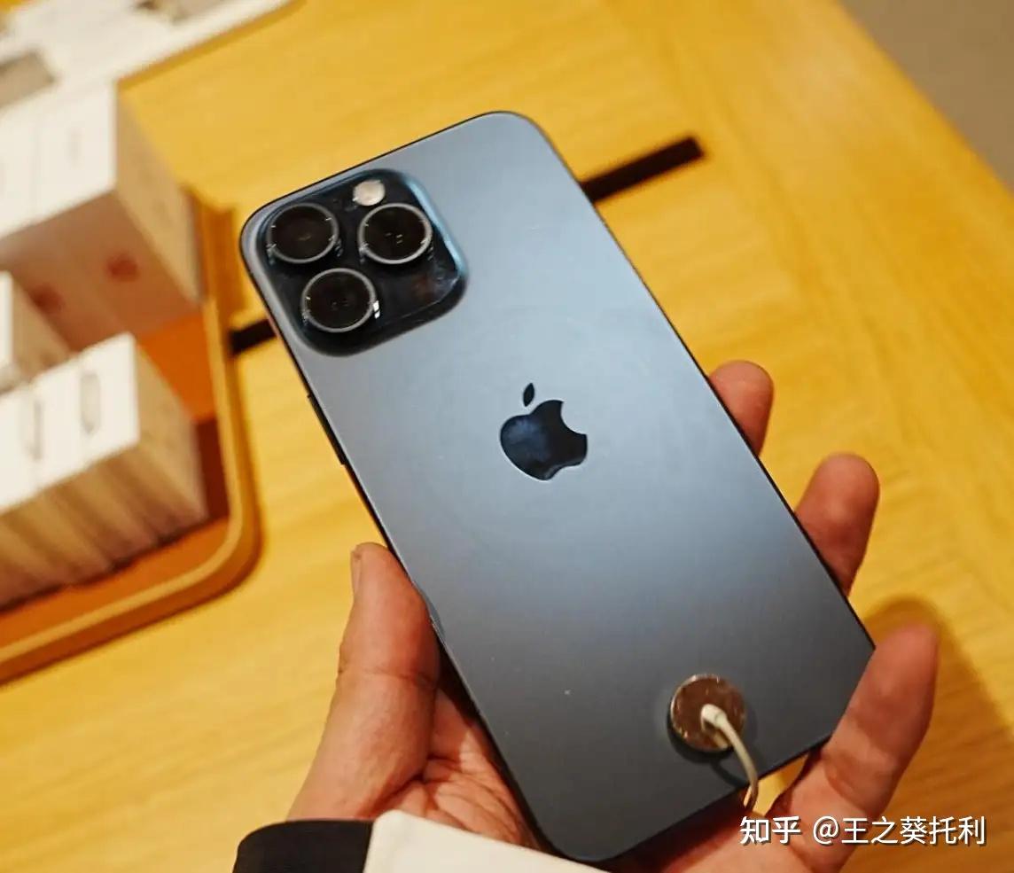 内存小耐玩游戏_内存多便宜能玩游戏的手机_便宜能内存玩手机游戏的手表