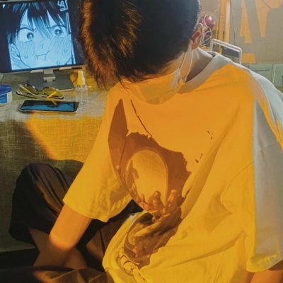 头像男生情无冷酷动漫_头像男生情无冷酷图片_冷酷无情的男生头像