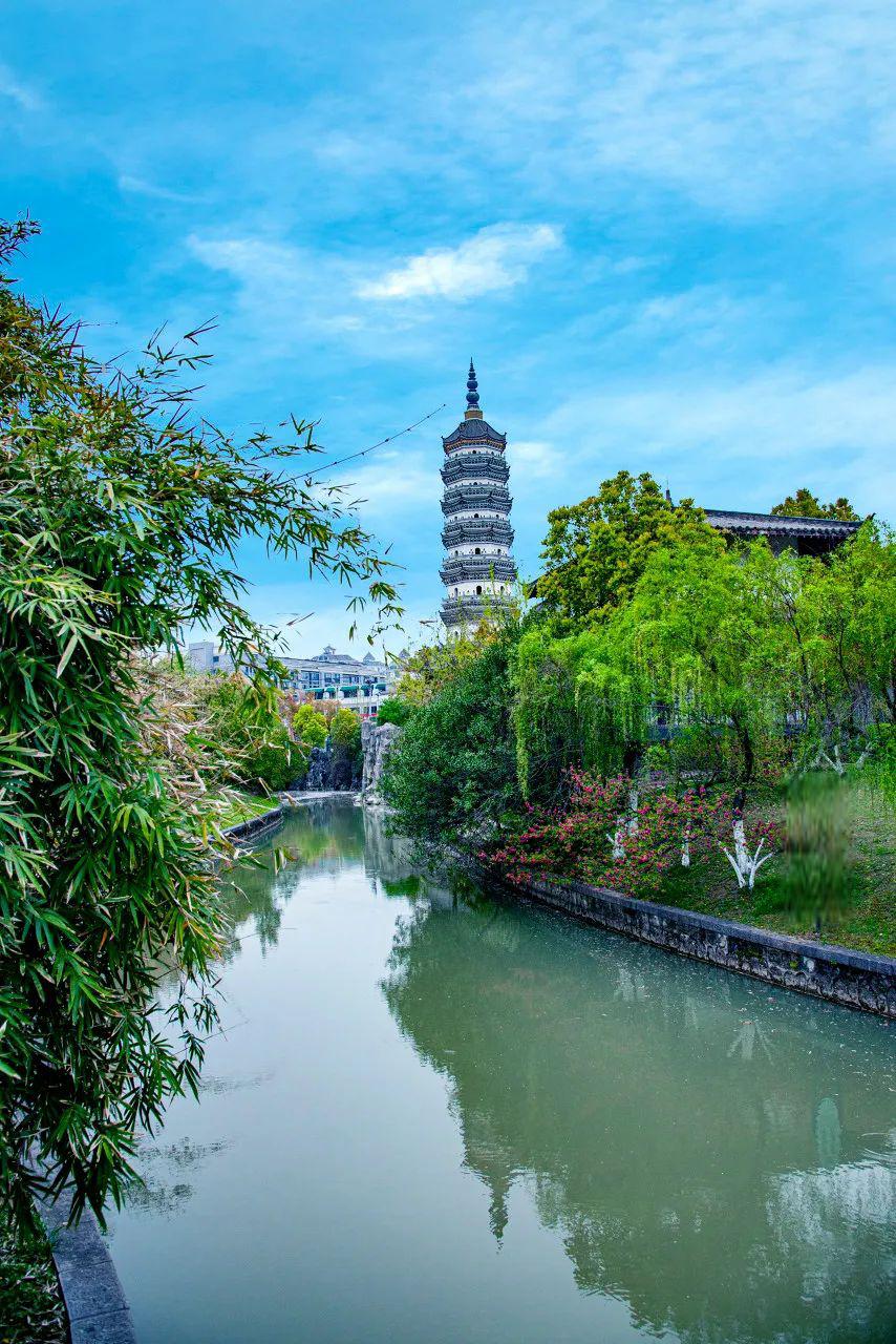 兰加个偏旁是什么字_兰加偏旁组新字_兰加