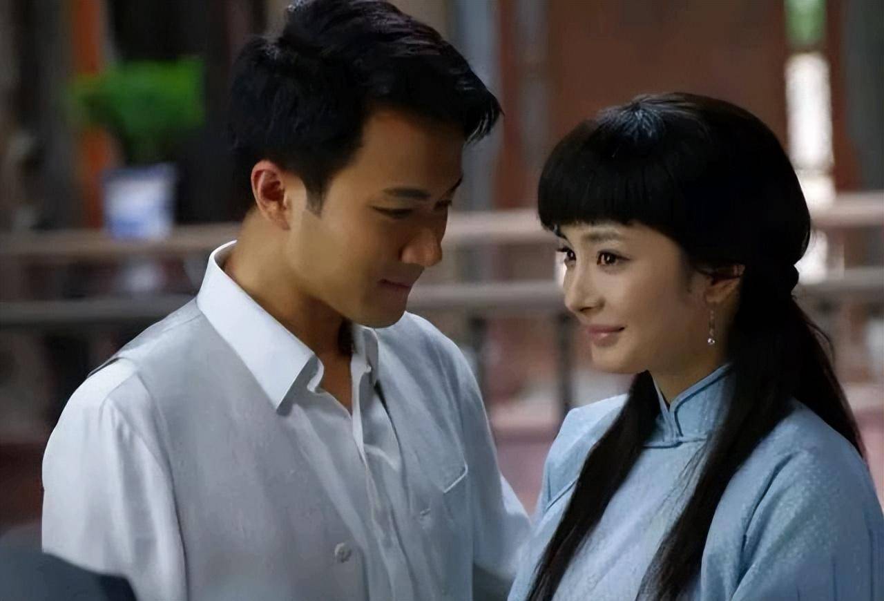 杨幂刘恺威合作新戏_刘恺威杨幂代言的游戏手机_杨幂刘恺威广告