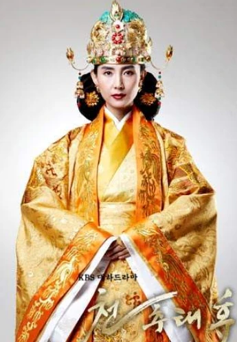 皇后养成记版手机游戏怎么玩_皇后养成记小游戏_皇后养成记游戏手机版